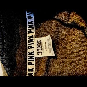 Pink half zip camo pullover! Size L